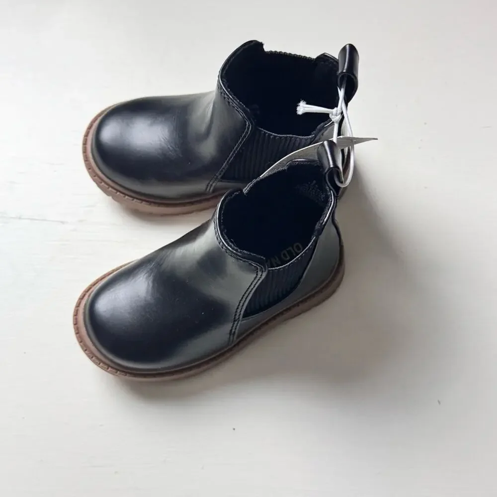 Old Navy Kids Cold Weather Winter Black Faux Leather  Chelsea Boots Sz 5